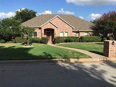 9008 Hunters Glen Trail Fort Worth, TX 76120