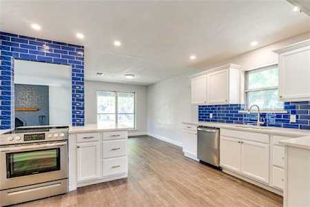 3629 Shady Brook Drive Bedford, TX 76021