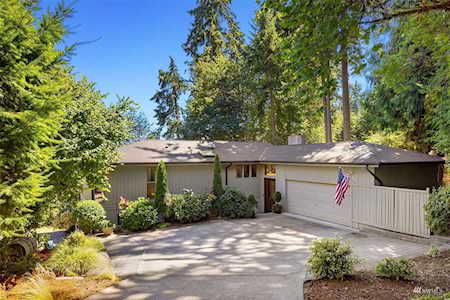 618 108th Ave SE Bellevue, WA 98004