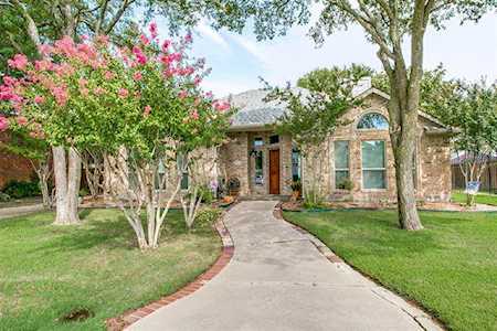 2063 Kamla Road Lewisville, TX 75067