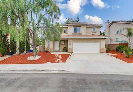 909 Camino La Paz Chula Vista, CA 91910