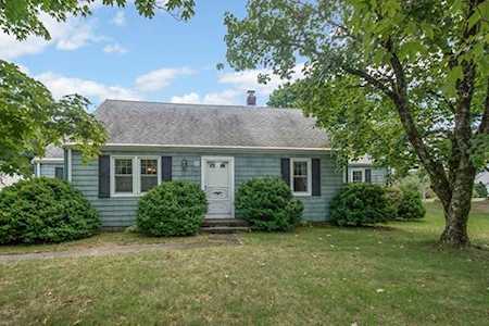 11 Adams Road Northborough, MA 01532