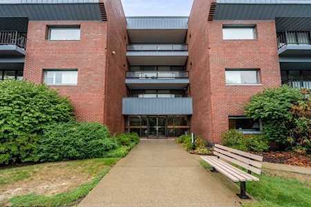75 Grove Street #426 Wellesley, MA 02482