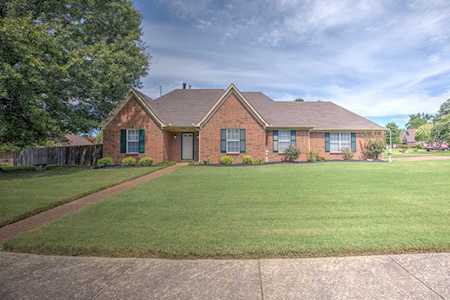 7948 Sandywood Ln Bartlett, TN 38133