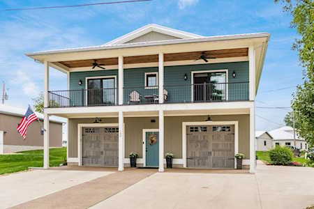 140 Lakeview Drive Buckeye Lake, OH 43008