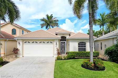 28472 Hidden Lake Dr Bonita Springs, FL 34134