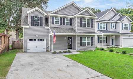 1640 Laurel Ave Chesapeake, VA 23325