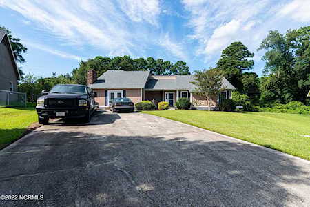 2046 Hunters Ridge Drive Midway Park, NC 28544
