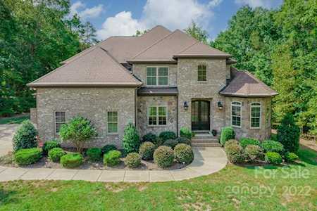 8412 Sarsfield Ct Waxhaw, NC 28173