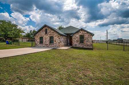 403 W 5th Street Venus, TX 76084