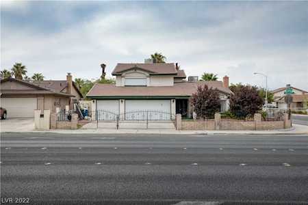 4533 Mcleod Dr Las Vegas, NV 89121
