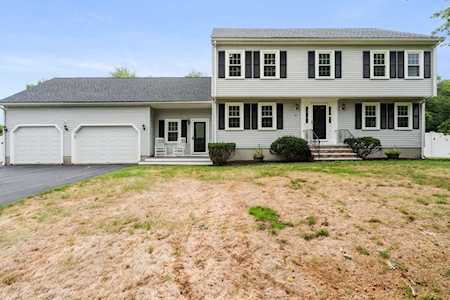 61 Van Buren Dr Abington, MA 02351