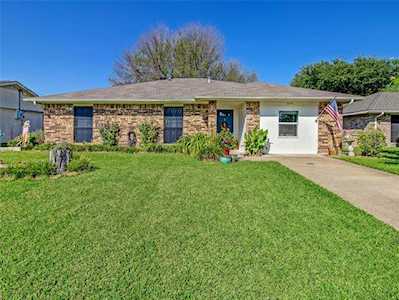 2601 Baylor Drive Rowlett, TX 75088