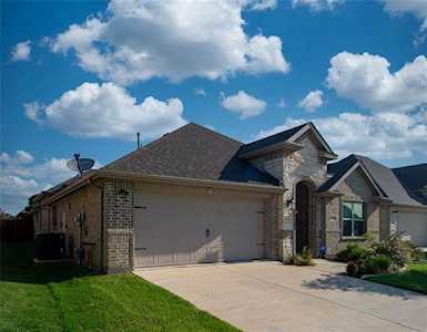 9829 Drovers View Trail Fort Worth, TX 76131