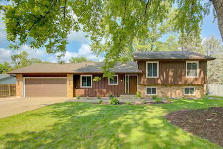1208 Echo Drive Burnsville, MN 55337