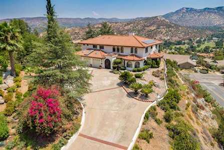 23742 Calistoga Place Ramona, CA 92065