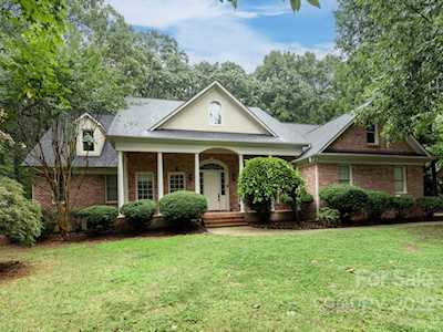 6424 Antioch Ct Matthews, NC 28104