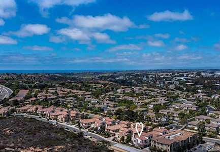 1752 Fairlead Avenue Carlsbad, CA 92011