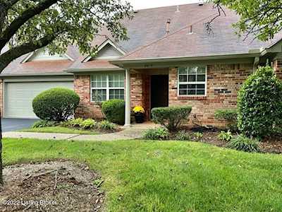 9412 Springmont Pl #9412 Louisville, KY 40241