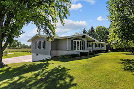 1346 Fox St Chilton, WI 53014