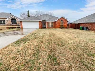 2709 Wendell Drive Denton, TX 76207