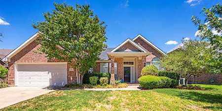 2405 Richmond Circle Mansfield, TX 76063