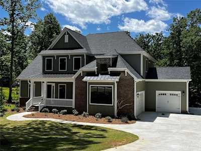 545 Shepherd Ln Clover, SC 29710