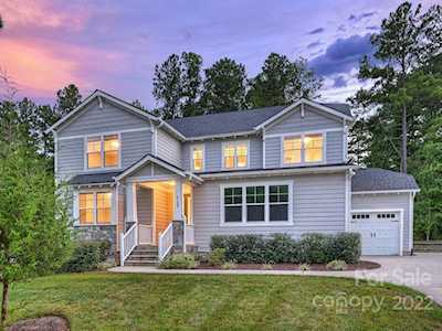 4189 Island Fox Ln Denver, NC 28037