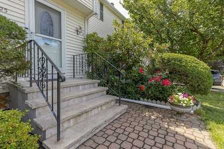 25 Hasenfus Circle #25 Needham, MA 02494