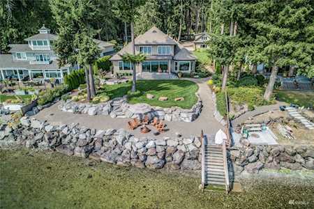 16591 Lemolo Shore Dr NE Poulsbo, WA 98370