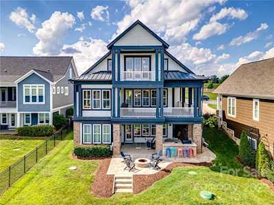 132 Sisters Cove Ct Mooresville, NC 28117