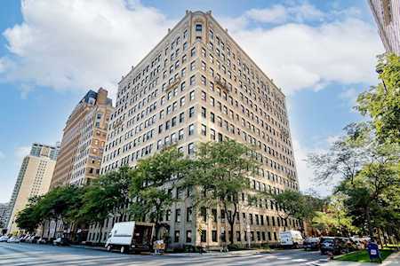 3530 N Lake Shore Dr #11B Chicago, IL 60657