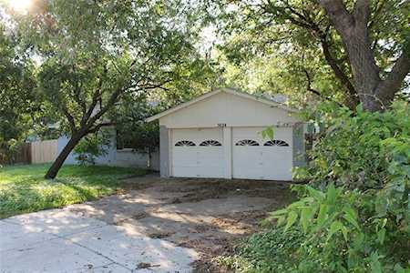 3624 Swan Court Haltom City, TX 76117