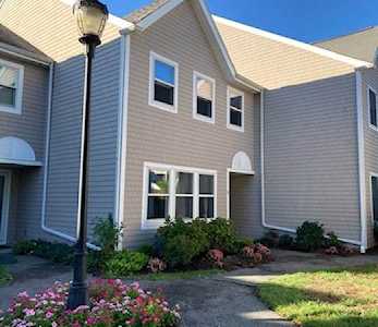 15 Schooner Ln #15 Quincy, MA 02171