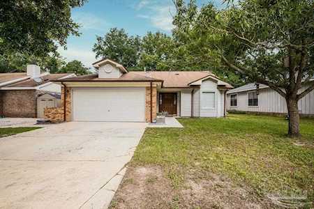 7628 Northpointe Dr Pensacola, FL 32514