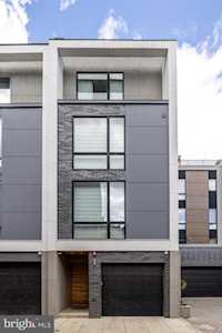 609 Queen St Philadelphia, PA 19147