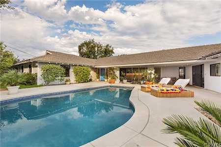 727 Waldorf Rd La Canada Flintridge, CA 91011