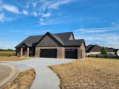 1611 Leyden Court Evansville, IN 47725