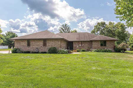 6329 LAKEWOOD Drive Greentown, IN 46936