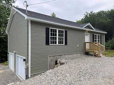 9 Franconia Dr New Durham, NH 03855