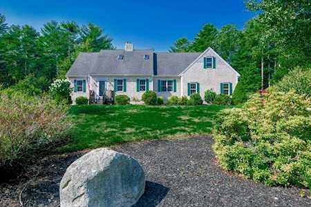 25 Olde Sheepfield Road Marion, MA 02738