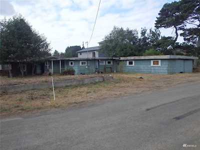 1404 133rd Place Long Beach, WA 98631