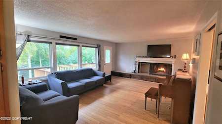 2420 Chandalar Drive Anchorage, AK 99504