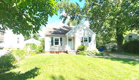 4924 N Longview Place Peoria Heights, IL 61616