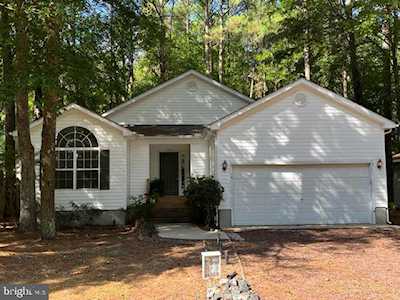 121 Robin Hood Trl Berlin, MD 21811