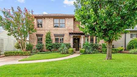 4057 Mattison Avenue Fort Worth, TX 76107