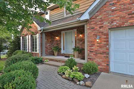 3021 W Forsythe Ct Peoria, IL 61614