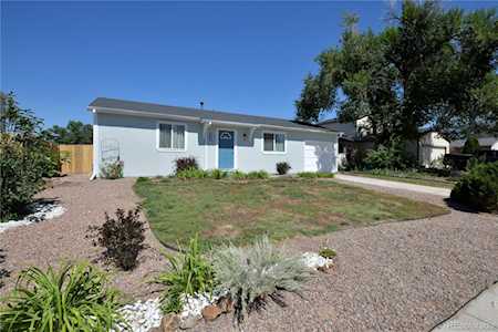 3277 Foxridge Dr Colorado Springs, CO 80916