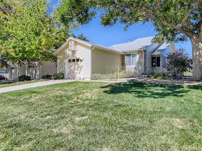 5 Stonehaven Ct Highlands Ranch, CO 80130
