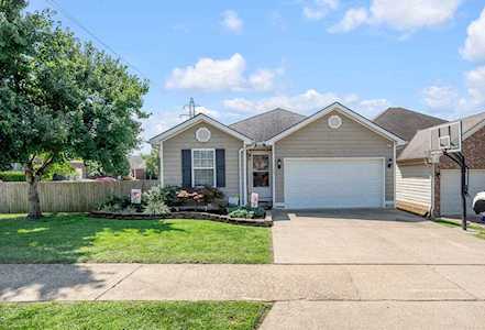 100 Bass Pond Glenn Dr Nicholasville, KY 40356